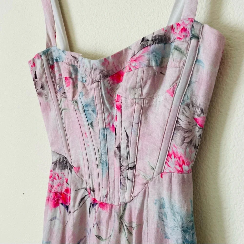 Bardot XS Adeline Brodarie Corset midi dress in Garden Floral pink - Picture 4 of 7